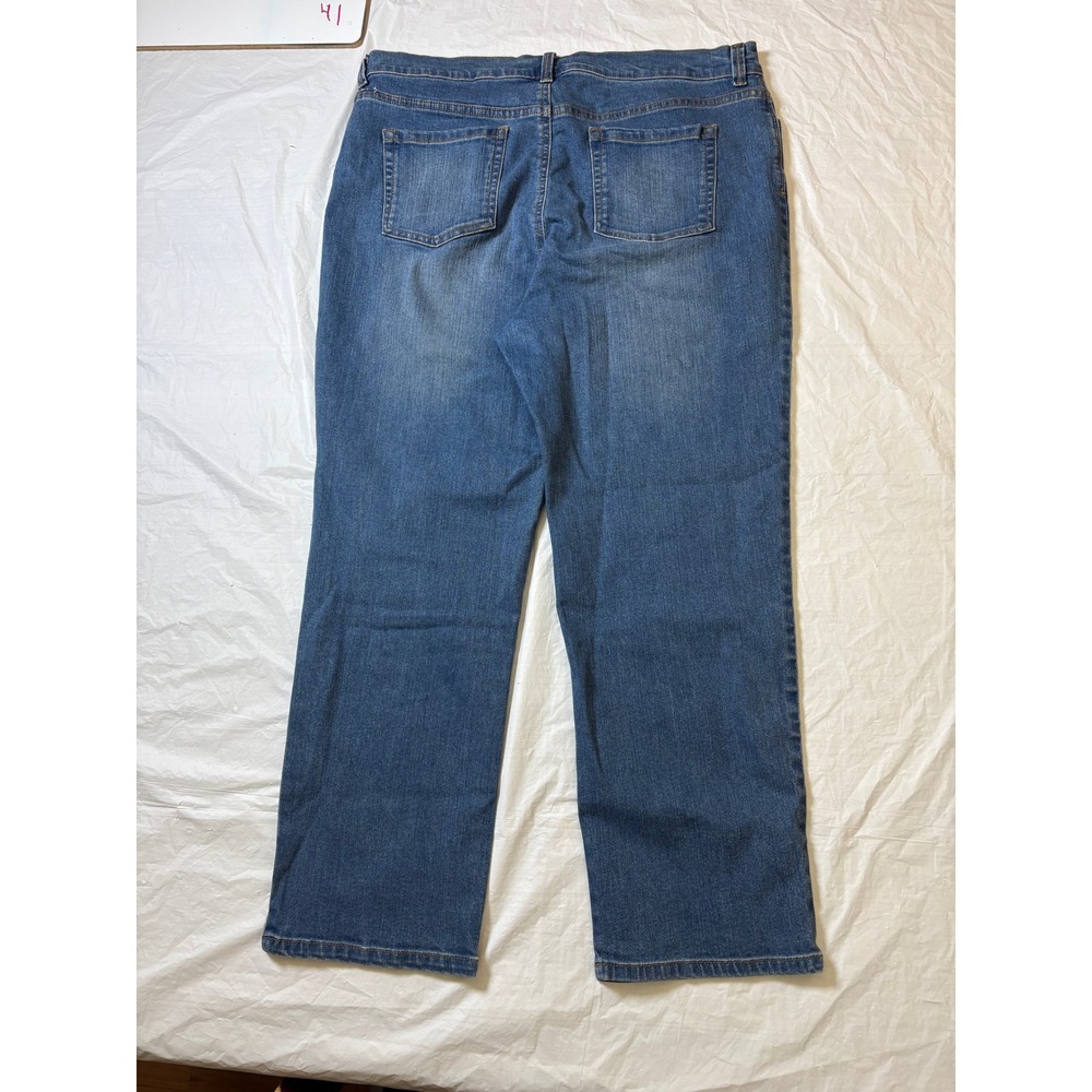 Gloria Vanderbilt Petite Women's Size 16P Blue Denim‎ Jeans Straight Leg Casual - Picture 3 of 6